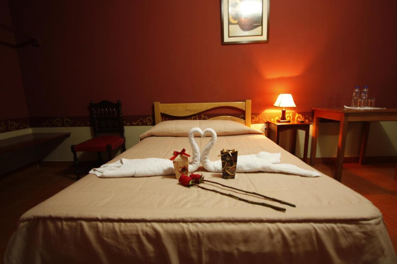 Hotel Colonial Τρουχίλο Εξωτερικό φωτογραφία