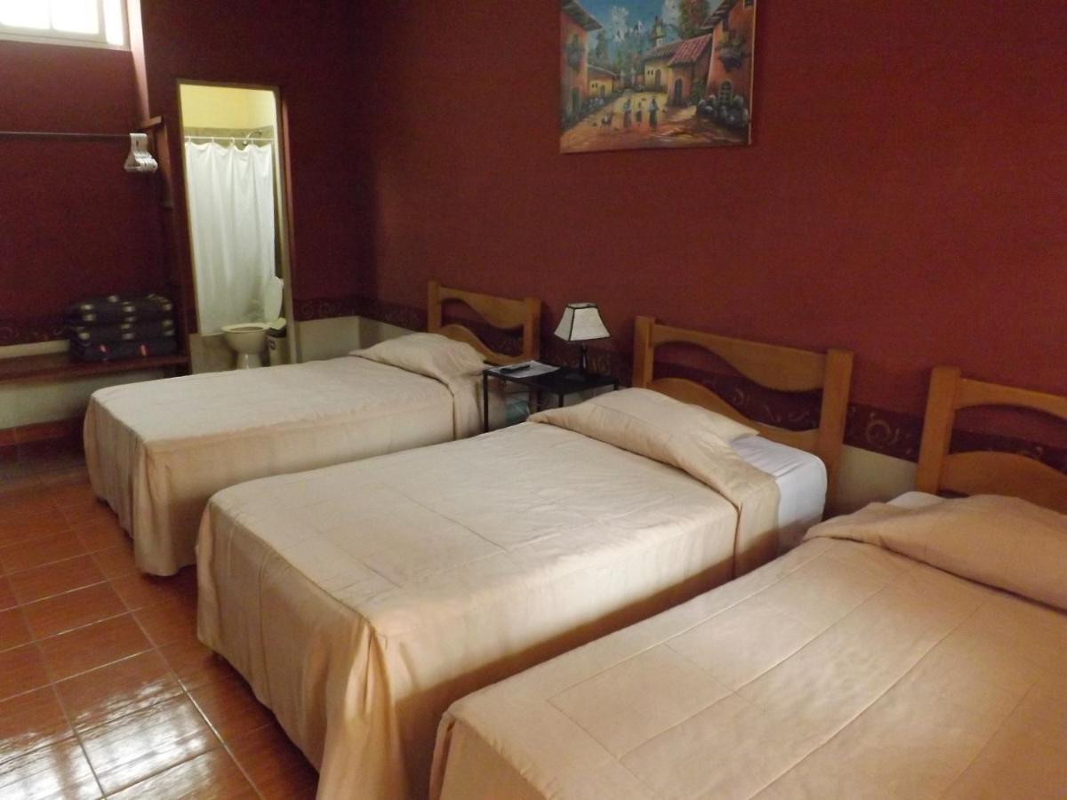 Hotel Colonial Τρουχίλο Εξωτερικό φωτογραφία